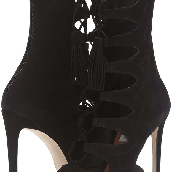 Shoes - Picture 2 of 4